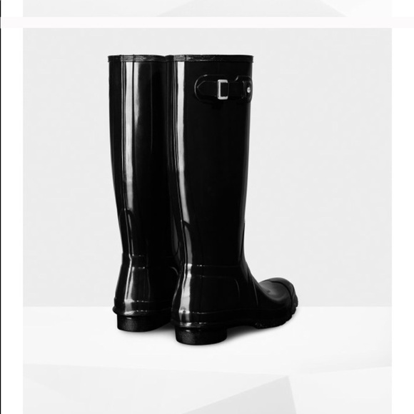 Tall black shiny hunter boots - Picture 2 of 4